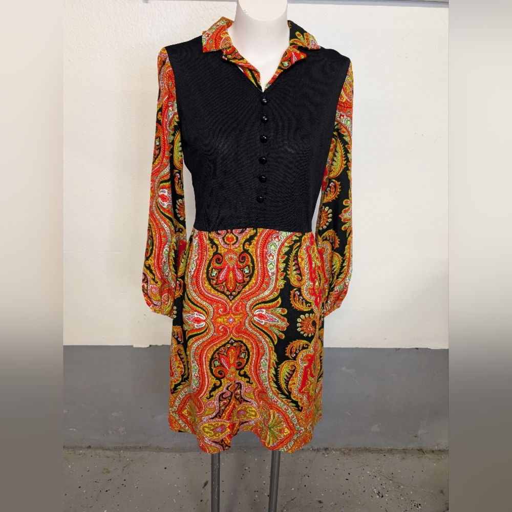 Vintage Paisley Print Black Multicolor Dress 1960s Size S - Picture 1 of 5